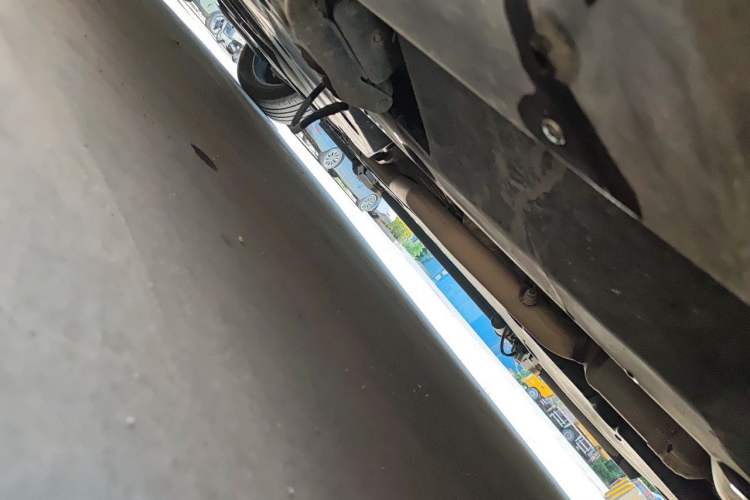 Used Volkswagen Viloran 2023 330TSI Luxury Edition Chassis Front Right