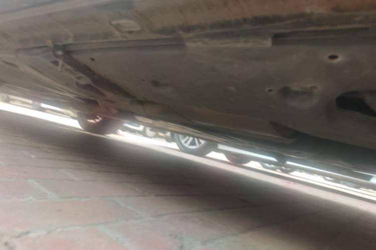 Used Volkswagen Viloran 2023 380TSI Luxury Edition Chassis Rear Left