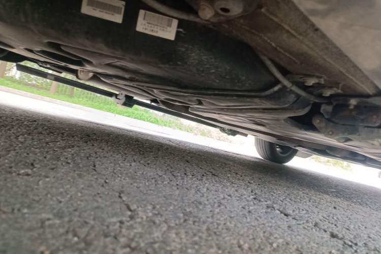 Used Volkswagen Viloran 2023 380TSI Luxury Edition Chassis Rear Right