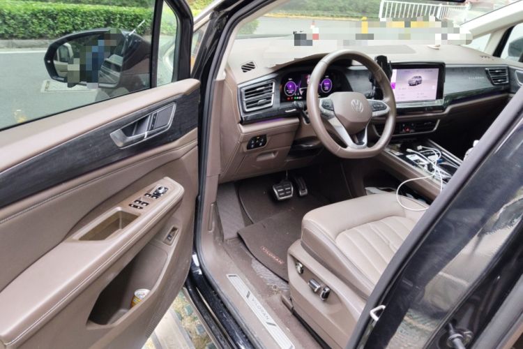 Used Volkswagen Viloran 2023 Revised Version 380TSI Luxury Edition Driver Seat