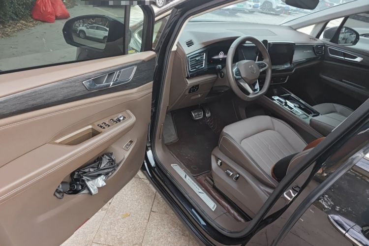 Used Volkswagen Viloran 2023 Revised Version 380TSI Luxury Edition Driver Seat
