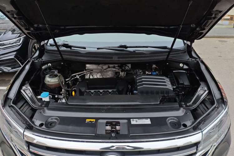 Used Volkswagen Viloran 2023 Facelift 330TSI Luxury Edition Engine Bay