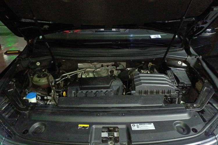 Used Volkswagen Viloran 2023 Revised Version 380TSI Luxury Edition Engine Bay