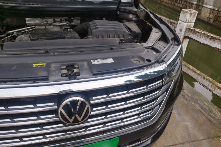 Used Volkswagen Viloran 2023 380TSI Prestige Edition Engine Bay Left