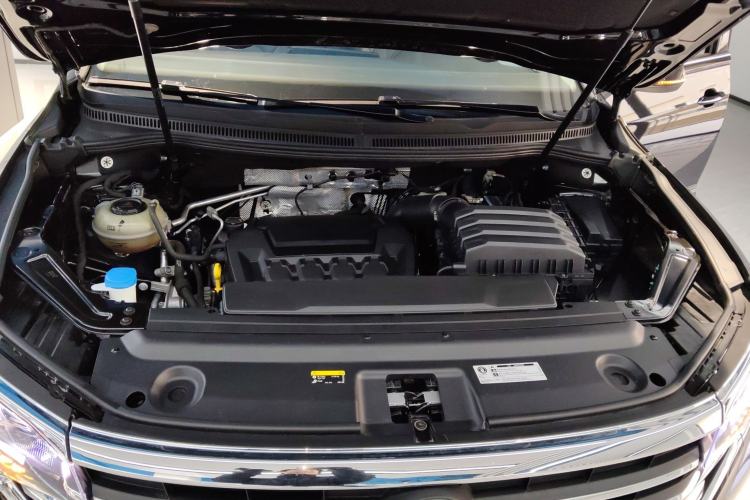 Used Volkswagen Viloran 2023 Revised Version 380TSI Luxury Edition Engine Bay