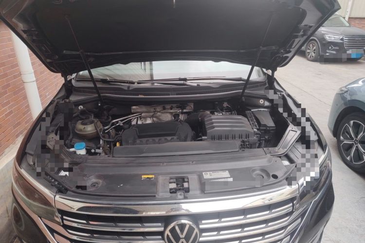 Used Volkswagen Viloran 2023 Revised 380TSI Prestige Edition Engine Bay