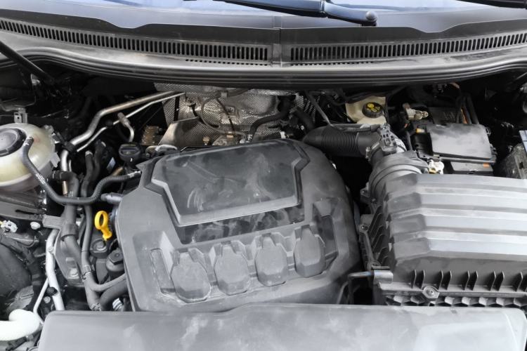 Used Volkswagen Viloran 2023 Revised 330TSI Business Edition Engine Bay