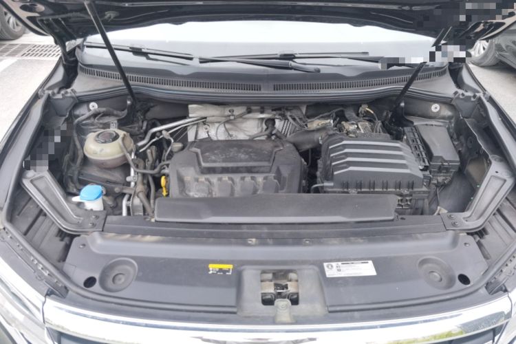 Used Volkswagen Viloran 2023 Revised 330TSI Business Edition Engine Bay