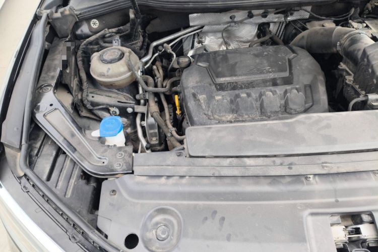 Used Volkswagen Viloran 2023 Revised Version 380TSI Luxury Edition Engine Bay Right