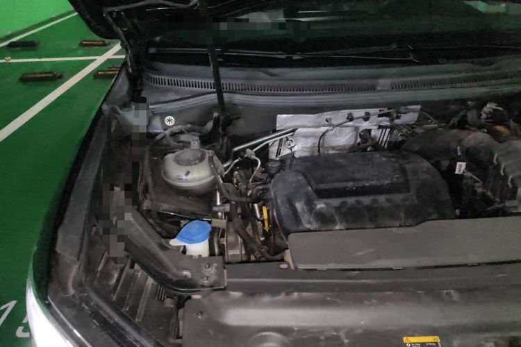 Used Volkswagen Viloran 2023 380TSI Prestige Edition Engine Bay Right