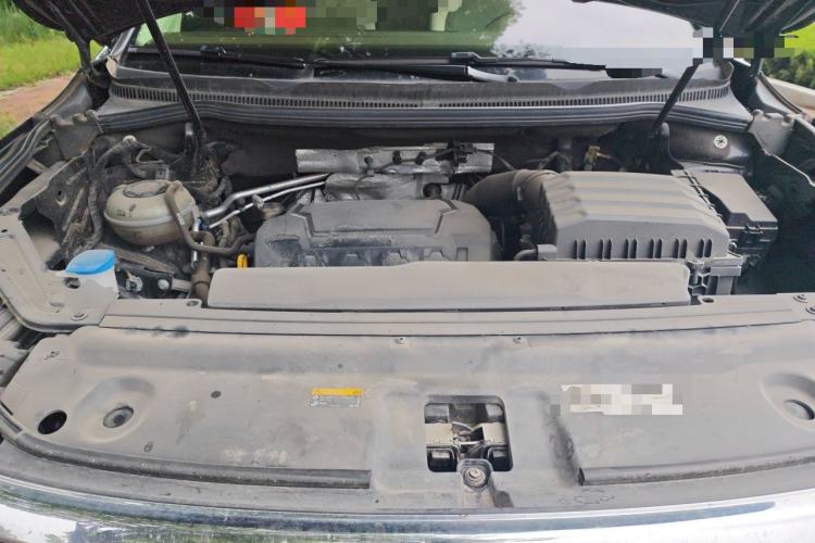 Used Volkswagen Viloran 2023 380TSI Luxury Edition Engine Bay