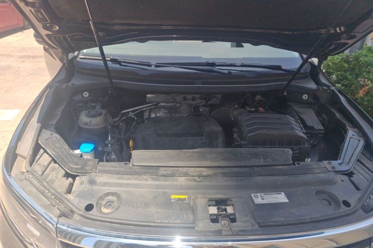 Used Volkswagen Viloran 2023 Revised Version 380TSI Luxury Edition Engine Bay