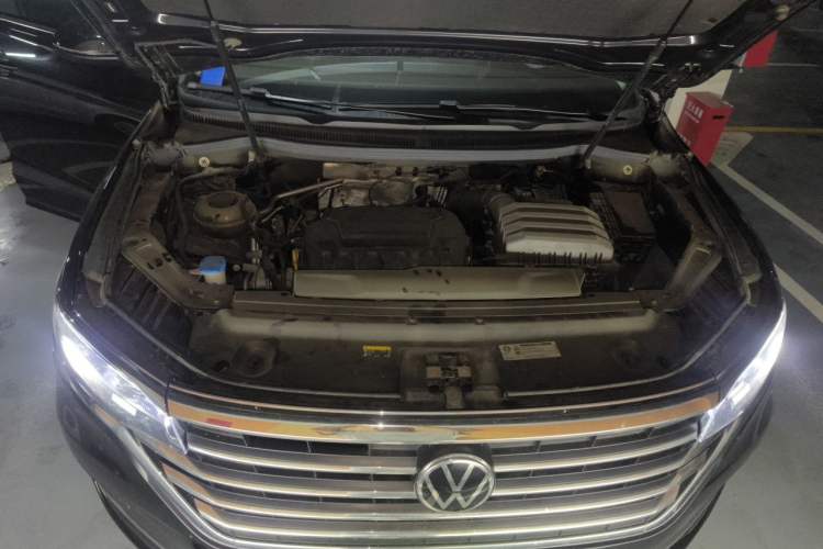 Used Volkswagen Viloran 2023 Revised Version 380TSI Luxury Edition Engine Bay