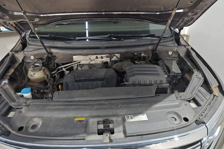 Used Volkswagen Viloran 2023 380TSI Prestige Edition Engine Bay