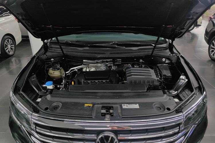 Used Volkswagen Viloran 2023 380TSI Flagship Edition Engine Bay