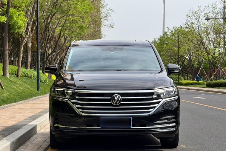 Used Volkswagen Viloran 2023 380TSI Luxury Edition Exterior 1