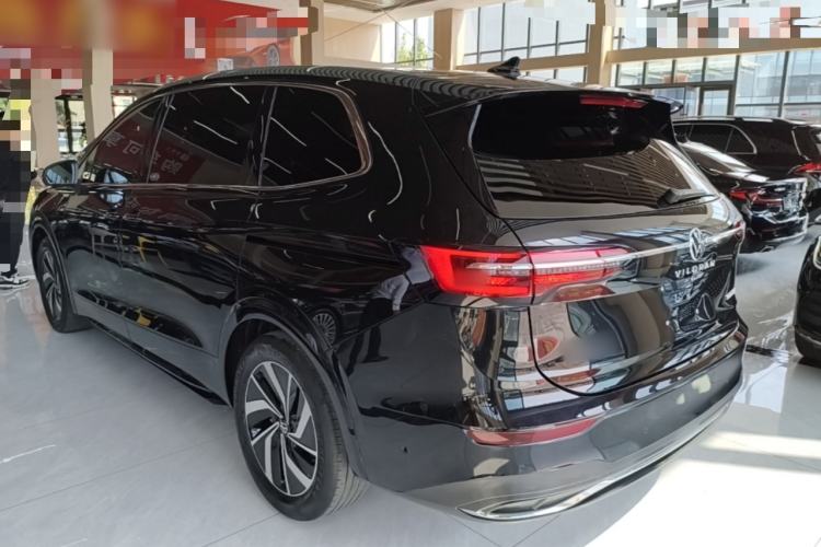Used Volkswagen Viloran 2023 380TSI Luxury Edition Exterior 2