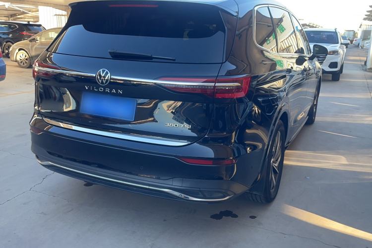 Used Volkswagen Viloran 2023 380TSI Luxury Edition Exterior 3