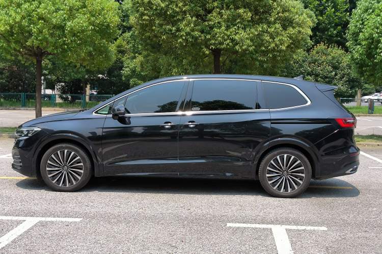 Used Volkswagen Viloran 2023 Revised 380TSI Prestige Edition Exterior 6