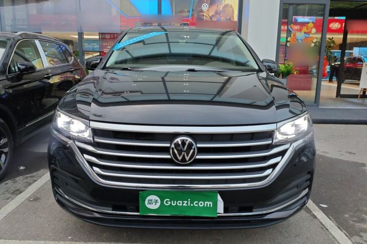 Used Volkswagen Viloran 2023 Facelift 330TSI Luxury Edition Front