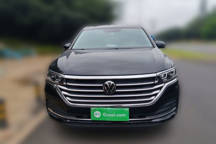 Used Volkswagen Viloran 2023 380TSI Luxury Edition Front