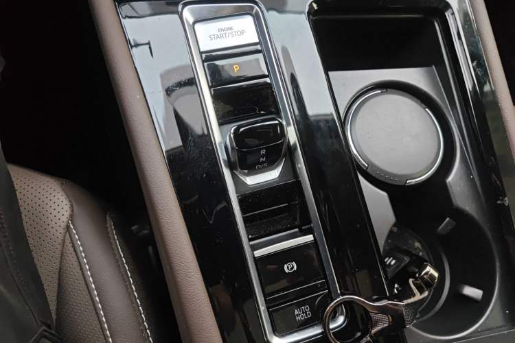 Used Volkswagen Viloran 2023 Revised Version 380TSI Luxury Edition Gear Lever
