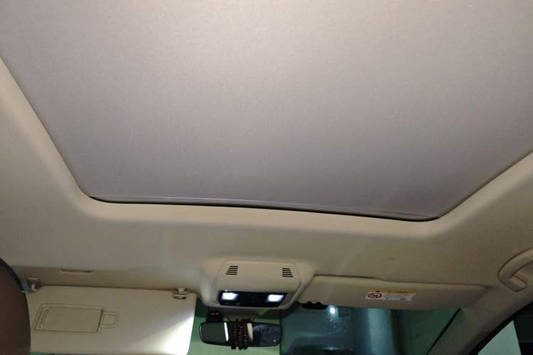 Used Volkswagen Viloran 2023 380TSI Prestige Edition Headliner