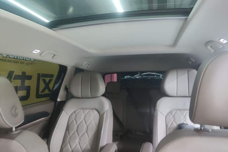 Used Volkswagen Viloran 2023 380TSI Prestige Edition Headliner