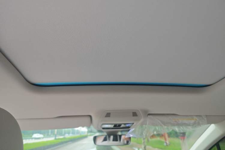 Used Volkswagen Viloran 2023 380TSI Luxury Edition Headliner