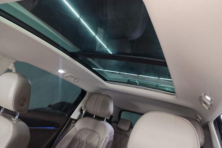 Used Volkswagen Viloran 2023 380TSI Prestige Edition Headliner