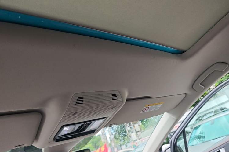 Used Volkswagen Viloran 2023 380TSI Luxury Edition Headliner