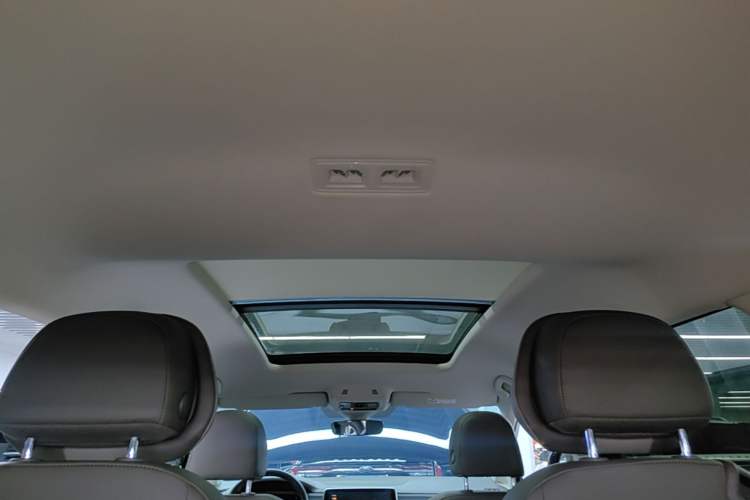 Used Volkswagen Viloran 2023 380TSI Flagship Edition Headliner