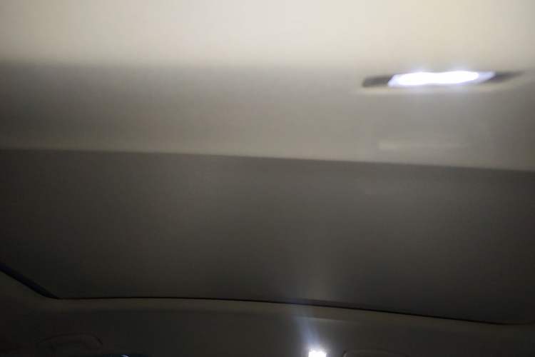 Used Volkswagen Viloran 2023 Revised Version 380TSI Luxury Edition Headliner