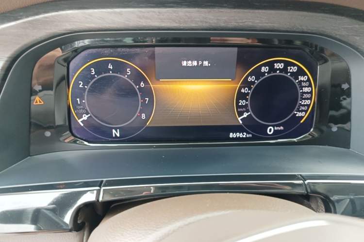 Used Volkswagen Viloran 2023 Facelift 330TSI Luxury Edition Instrument Cluster