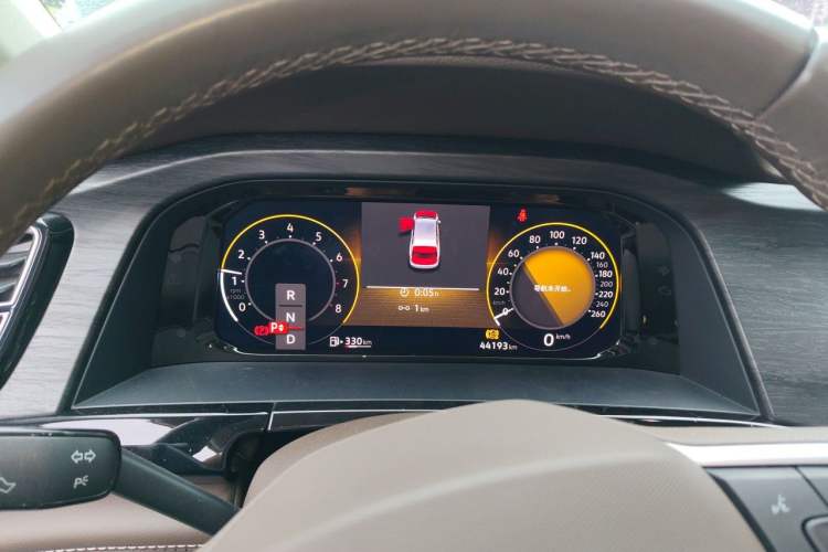 Used Volkswagen Viloran 2023 380TSI Luxury Edition Instrument Cluster