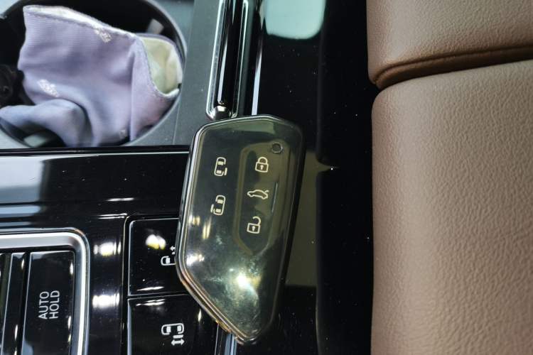 Used Volkswagen Viloran 2023 380TSI Prestige Edition Interior 1