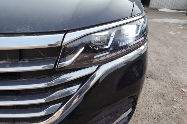 Used Volkswagen Viloran 2023 330TSI Luxury Edition Left Front Headlight