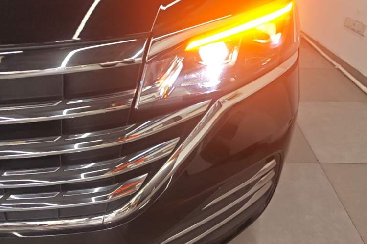 Used Volkswagen Viloran 2023 380TSI Prestige Edition Left Front Headlight