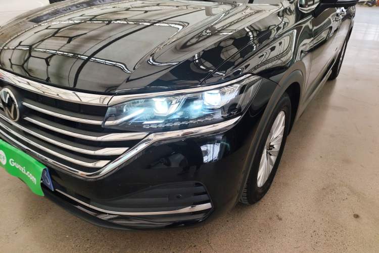 Used Volkswagen Viloran 2023 330TSI Business Edition Left Front Headlight