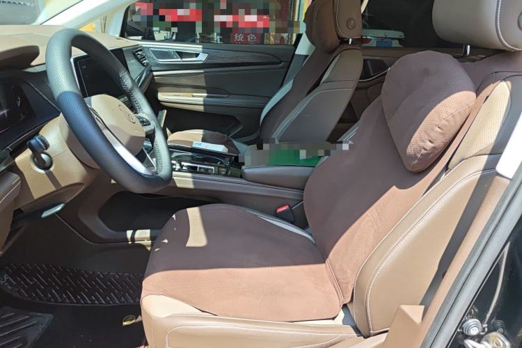 Used Volkswagen Viloran 2023 330TSI Luxury Edition Left Front Seat