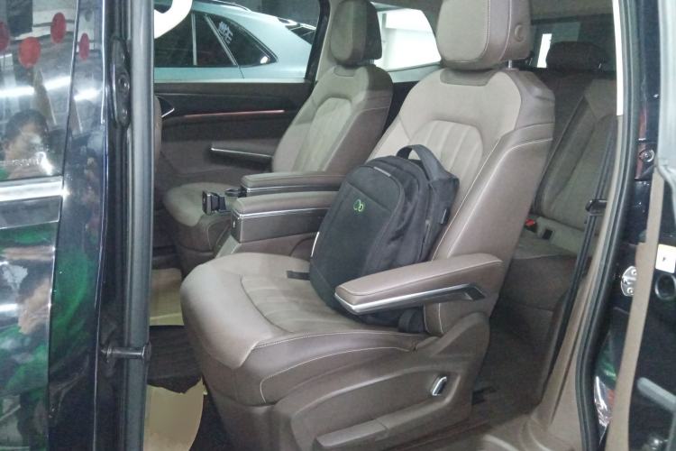Used Volkswagen Viloran 2023 Facelift 330TSI Luxury Edition Left Rear Seat