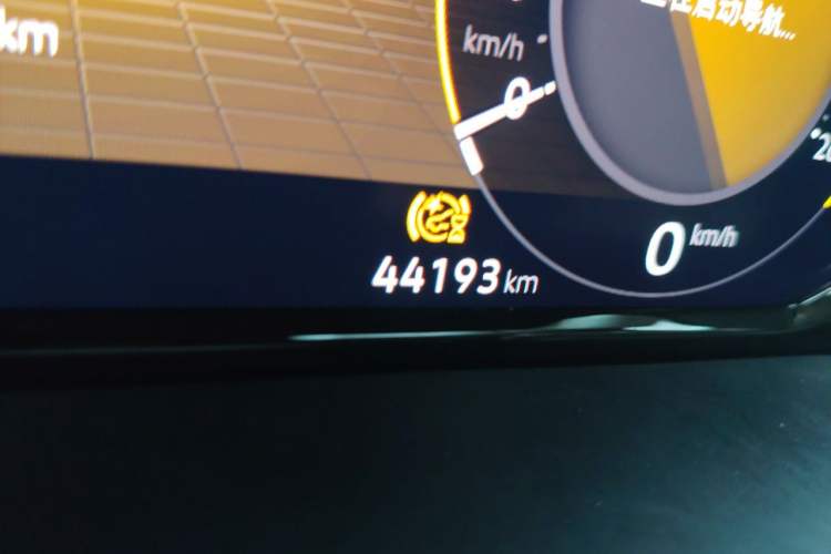 Used Volkswagen Viloran 2023 380TSI Luxury Edition Odometer Close Up