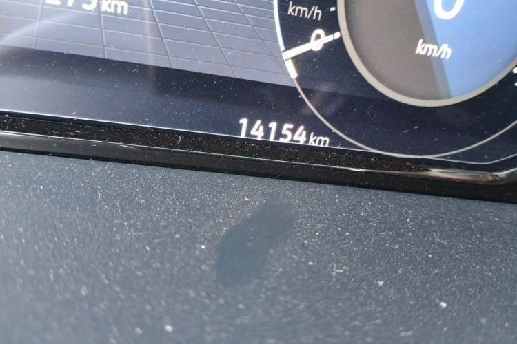 Used Volkswagen Viloran 2023 Revised 380TSI Prestige Edition Odometer Close Up