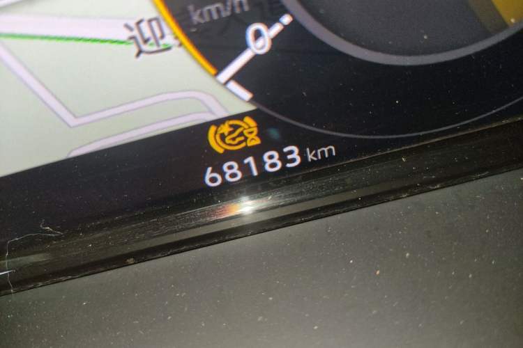 Used Volkswagen Viloran 2023 380TSI Luxury Edition Odometer Close Up