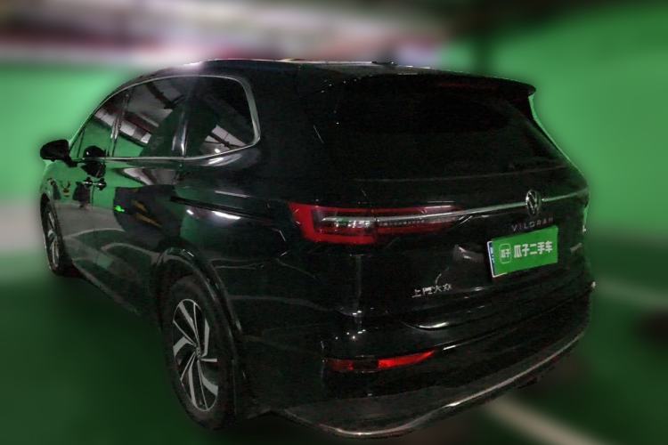 Used Volkswagen Viloran 2023 380TSI Prestige Edition Rear Left 45 Deg