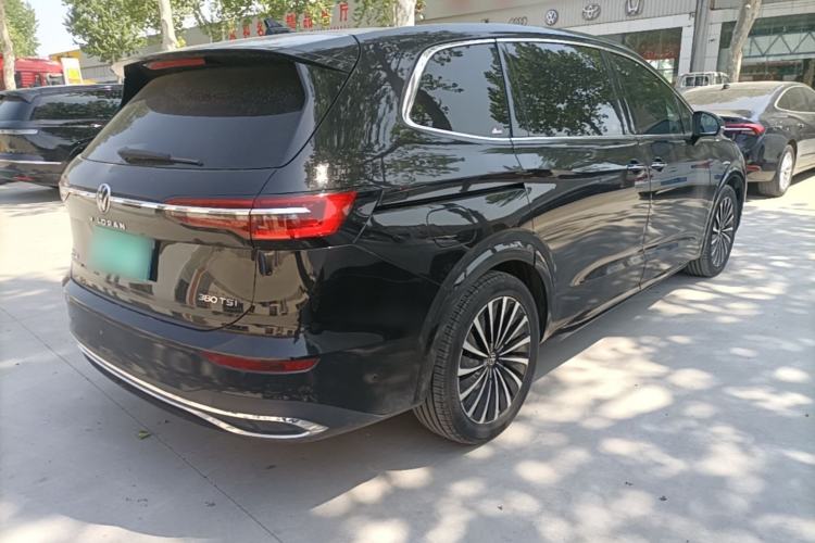 Used Volkswagen Viloran 2023 380TSI Prestige Edition Rear Right 45 Deg