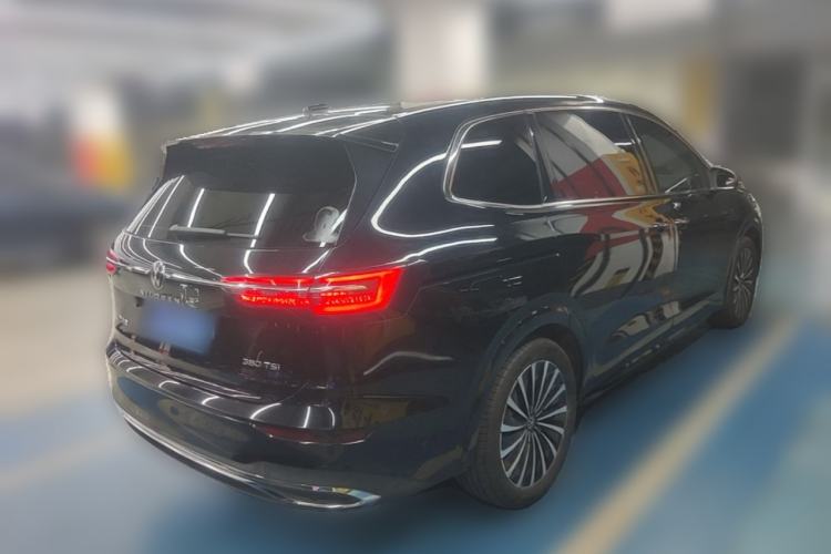 Used Volkswagen Viloran 2023 380TSI Prestige Edition Rear Right 45 Deg