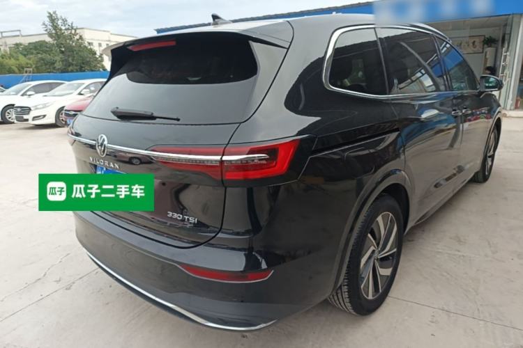 Used Volkswagen Viloran 2023 Facelift 330TSI Luxury Edition Rear Right 45 Deg