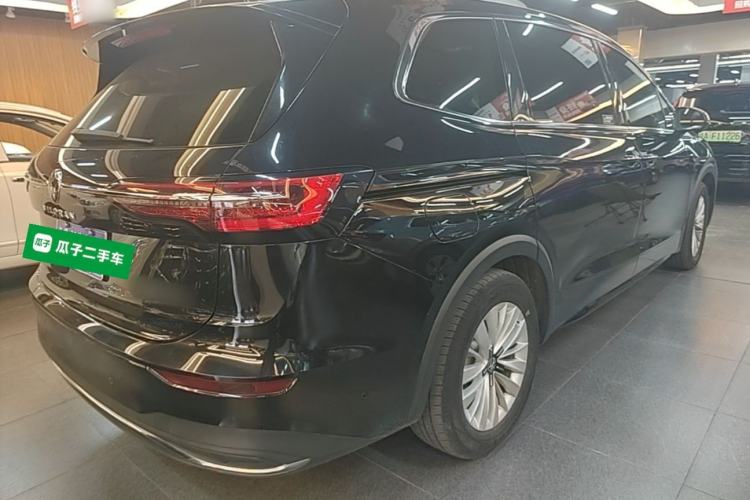 Used Volkswagen Viloran 2023 Revised 330TSI Business Edition Rear Right 45 Deg