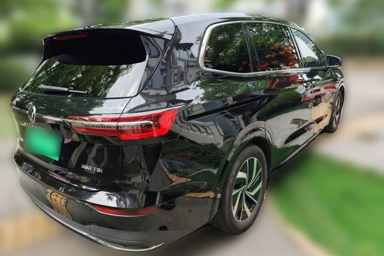 Used Volkswagen Viloran 2023 380TSI Luxury Edition Rear Right 45 Deg